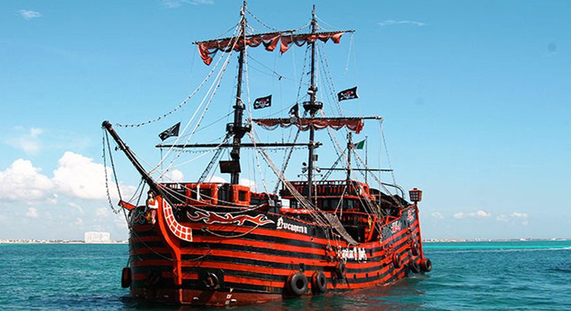 Barco Pirata | Capitán Hook Cancún