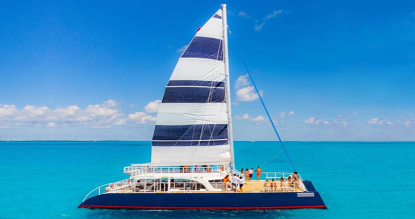 Xailing Catamarán Prime | Isla Mujeres